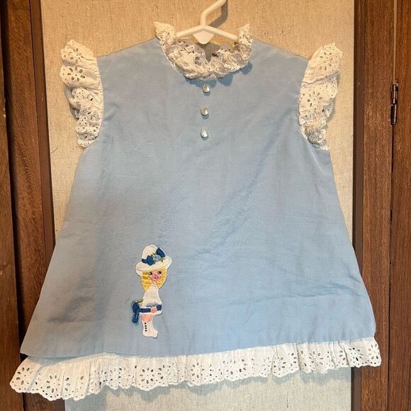 Vintage Saks Fifth Avenue Dainty Little Blue Dress